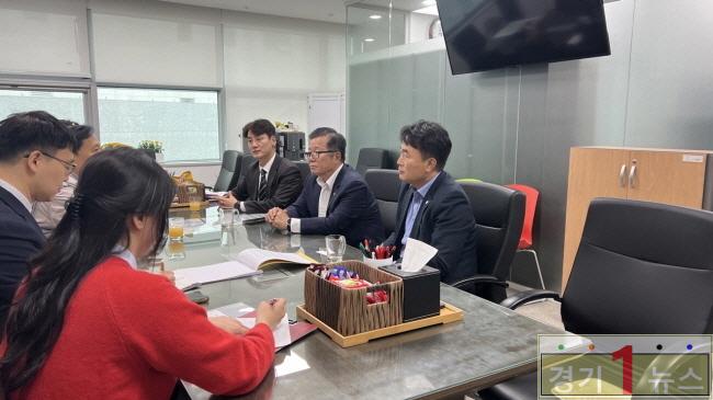 이천시의회 임진모 의원 경기도의회 벤치마킹.jpg